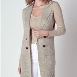 LONG SLEEVELESS CARDIGAN